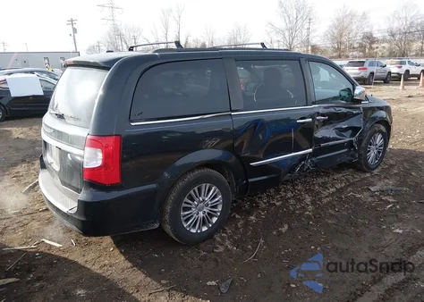 2015 Chrysler Town & Country Touring-L from USA, damaged, VIN 2C4RC1CG1FR540100